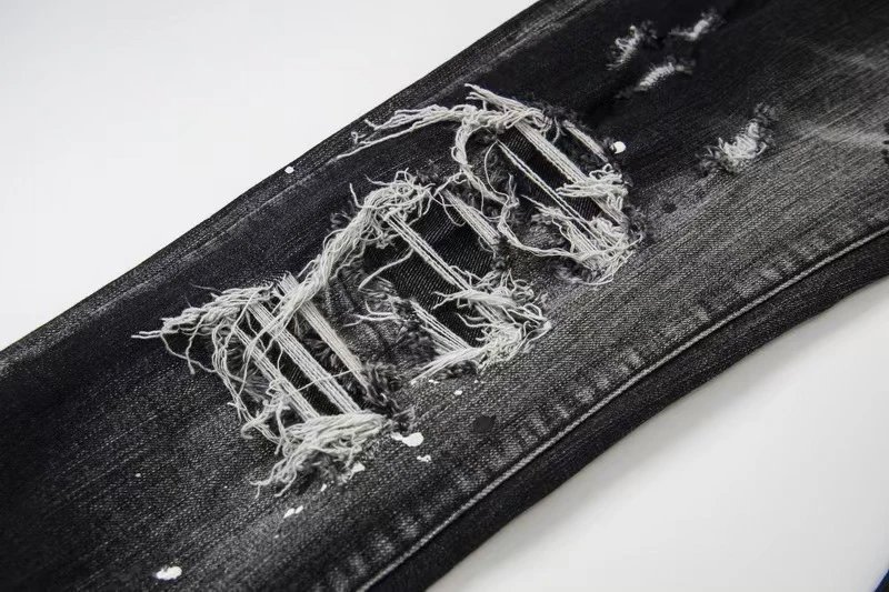 Dsquared2 Graffiti-Print Distressed Denim Shorts Black - 24