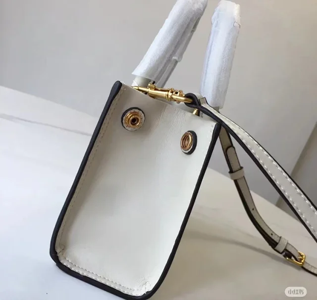 Tory Burch Handbags Double T Logo Mini Top-Handle Bag product detail image 14