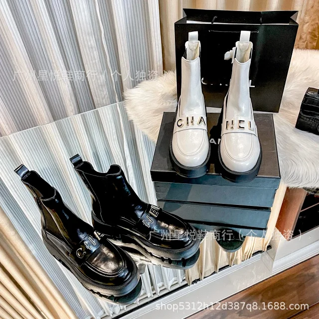 Celine Boots Platform Chelsea Ankle with Logo Hardware product detail image 1