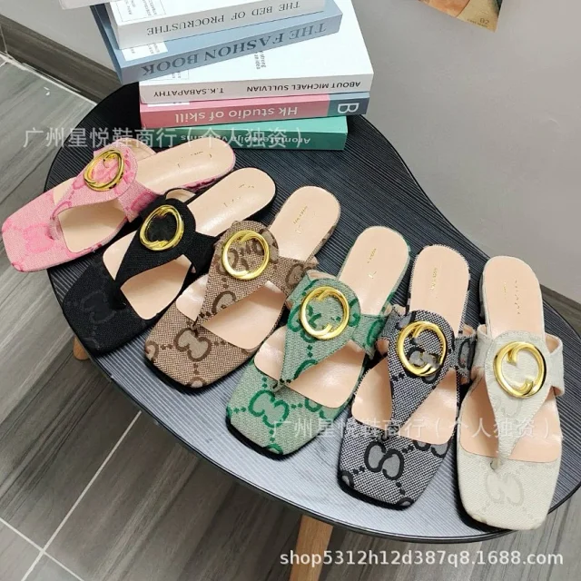 Gucci Slippers Square-Toe GG Monogram Buckle Slide product detail image 2