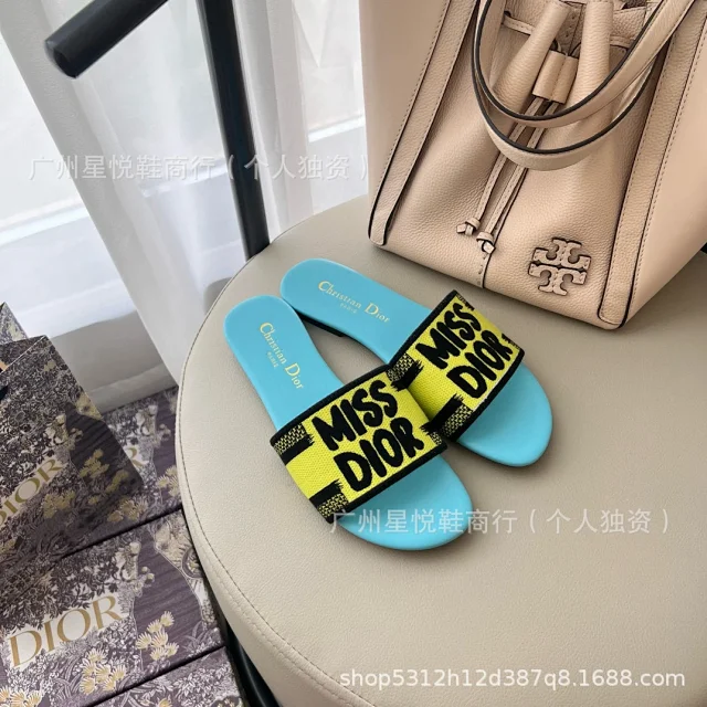 Unbranded Slippers Open-Toe Slides with Textured Strap and Abstract Print Footbed product detail image 5