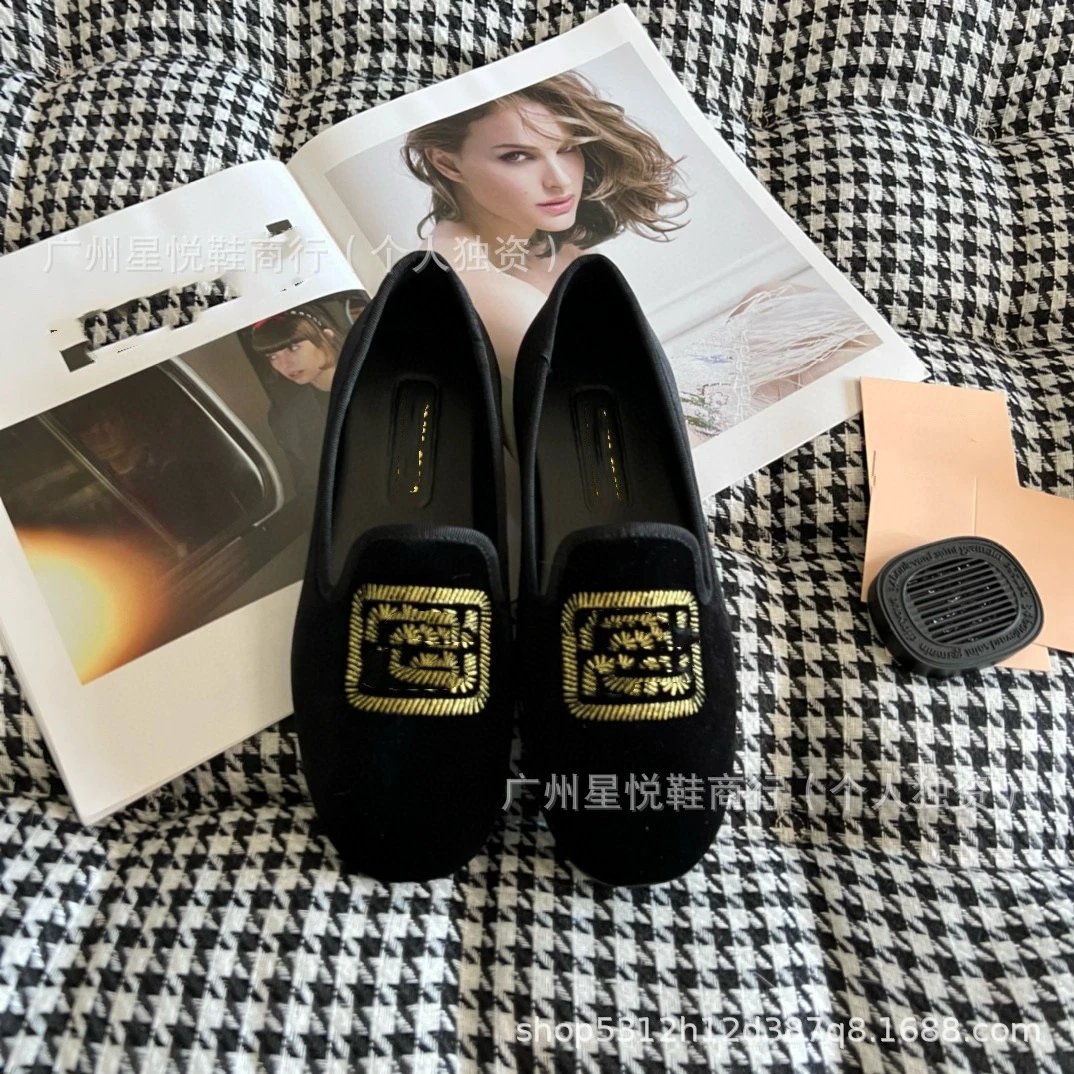 Black Bow-Embellished Loafers - 10