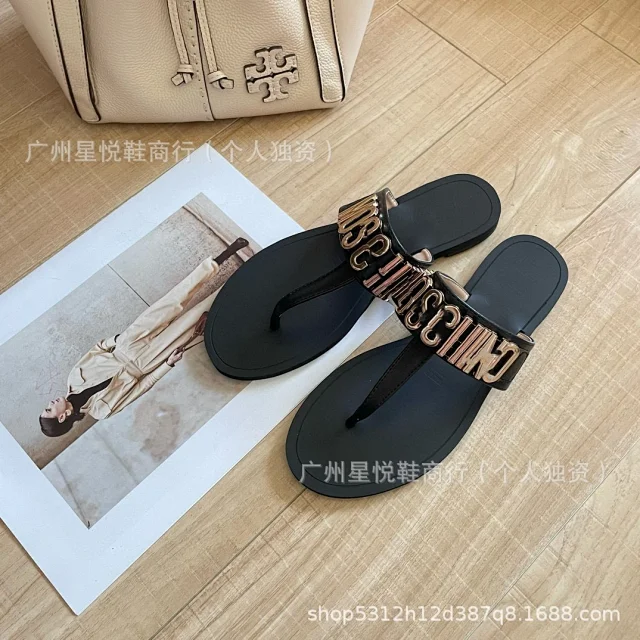 Moschino Sandals Metal Logo Thong product detail image 7