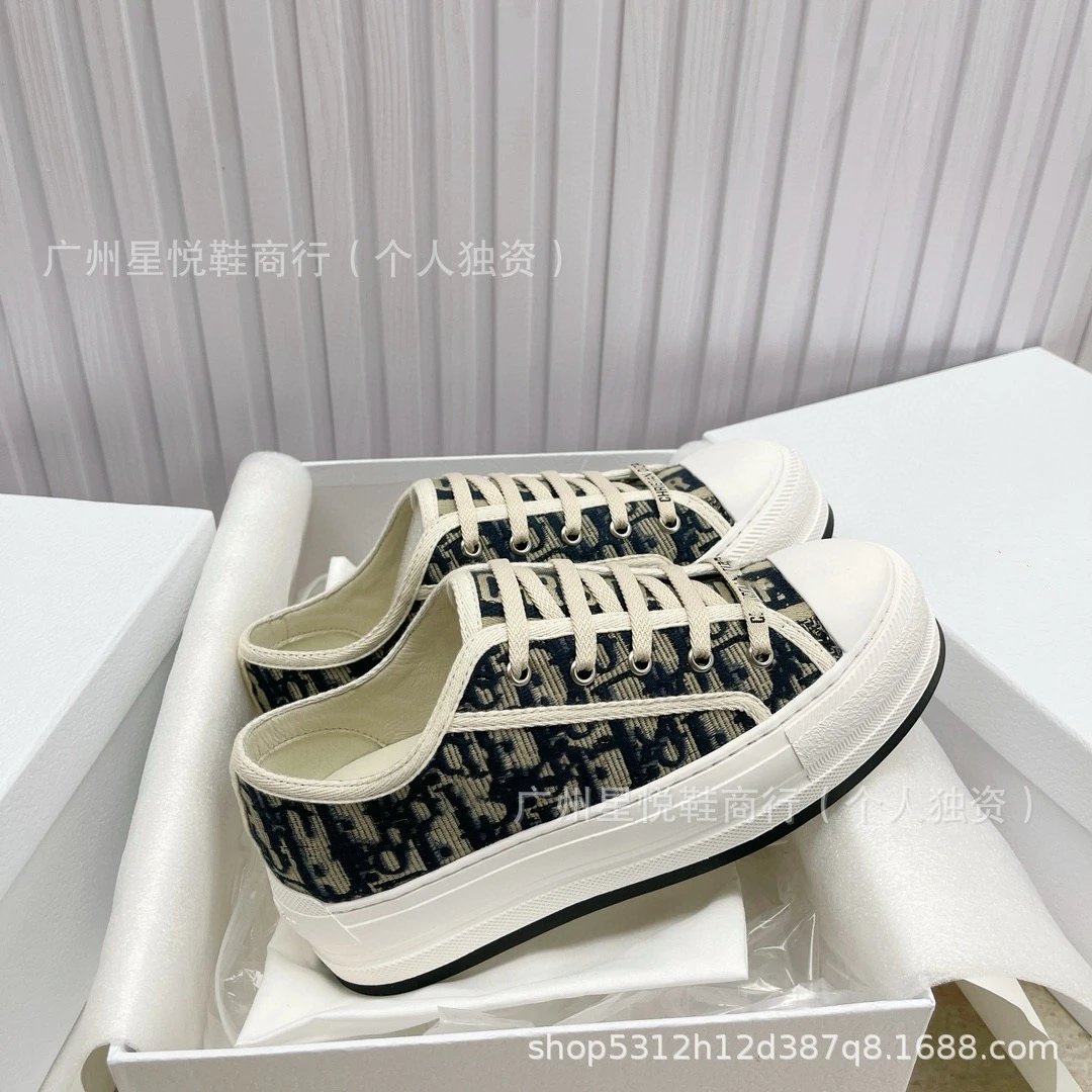 Blue Lettering Thick Sole Black Edge