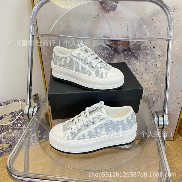 Dior Sneakers Low-Top Platform Oblique Jacquard product detail image 11