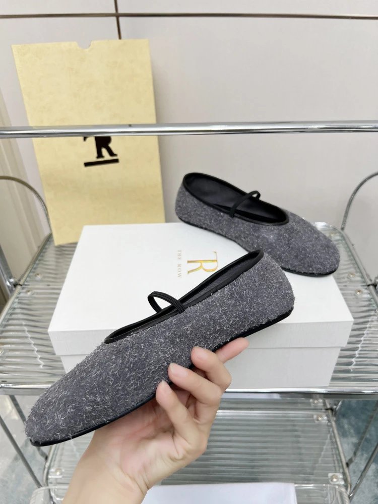 Maison Margiela Tabi Mary Jane Gray Wool-Blend Flat Shoes - 7