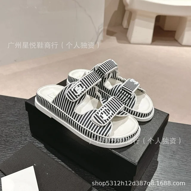 Chanel Slippers Quilted Double-Strap Bow Slide Sandals product detail image 18