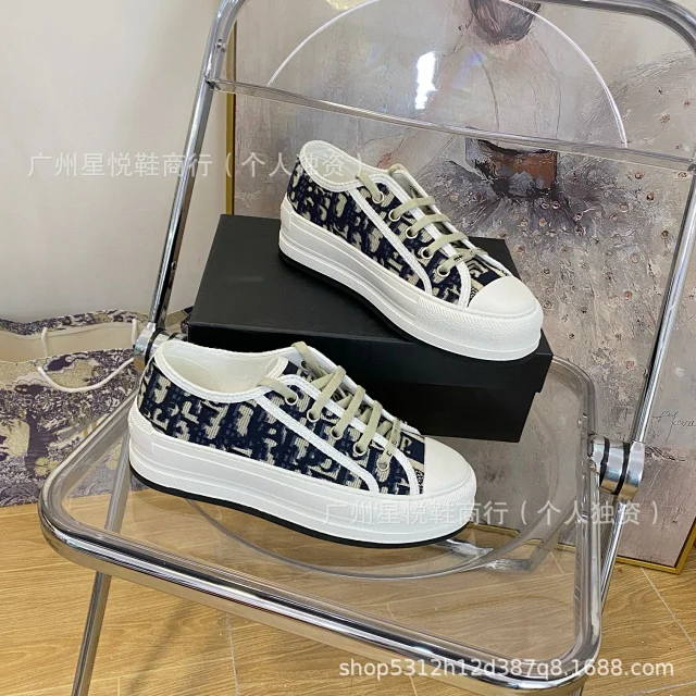Dior Sneakers Low-Top Platform Oblique Jacquard product detail image 12