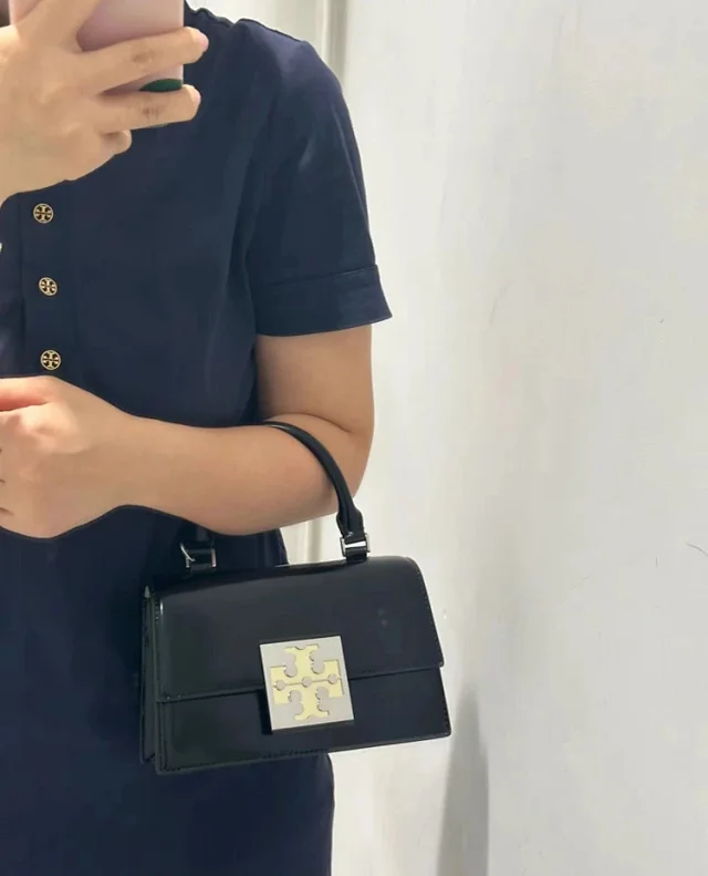 Unbranded Handbags Patent top-handle bag with detachable crossbody strap and gold-tone geometric clasp product detail image 7
