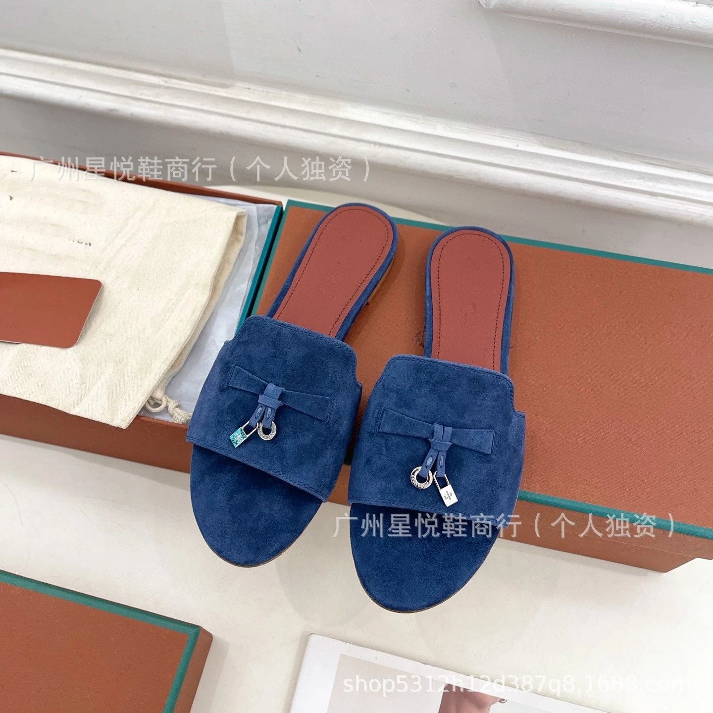 Hermès Oran Mule Yellow Suede Block Heel Sandals - 31