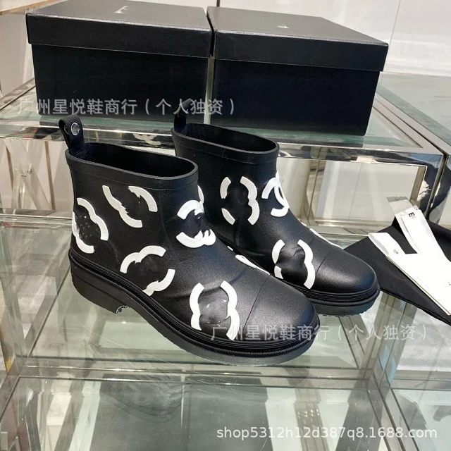 Unbranded Boots Printed ankle rain with platform sole product detail image 10