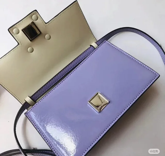 Unbranded Handbags Patent top-handle bag with detachable crossbody strap and gold-tone geometric clasp product detail image 16