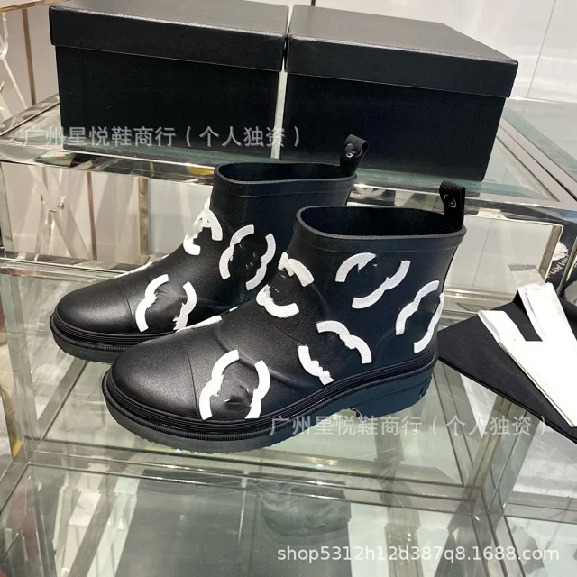Unbranded Boots Printed ankle rain with platform sole product detail image 9