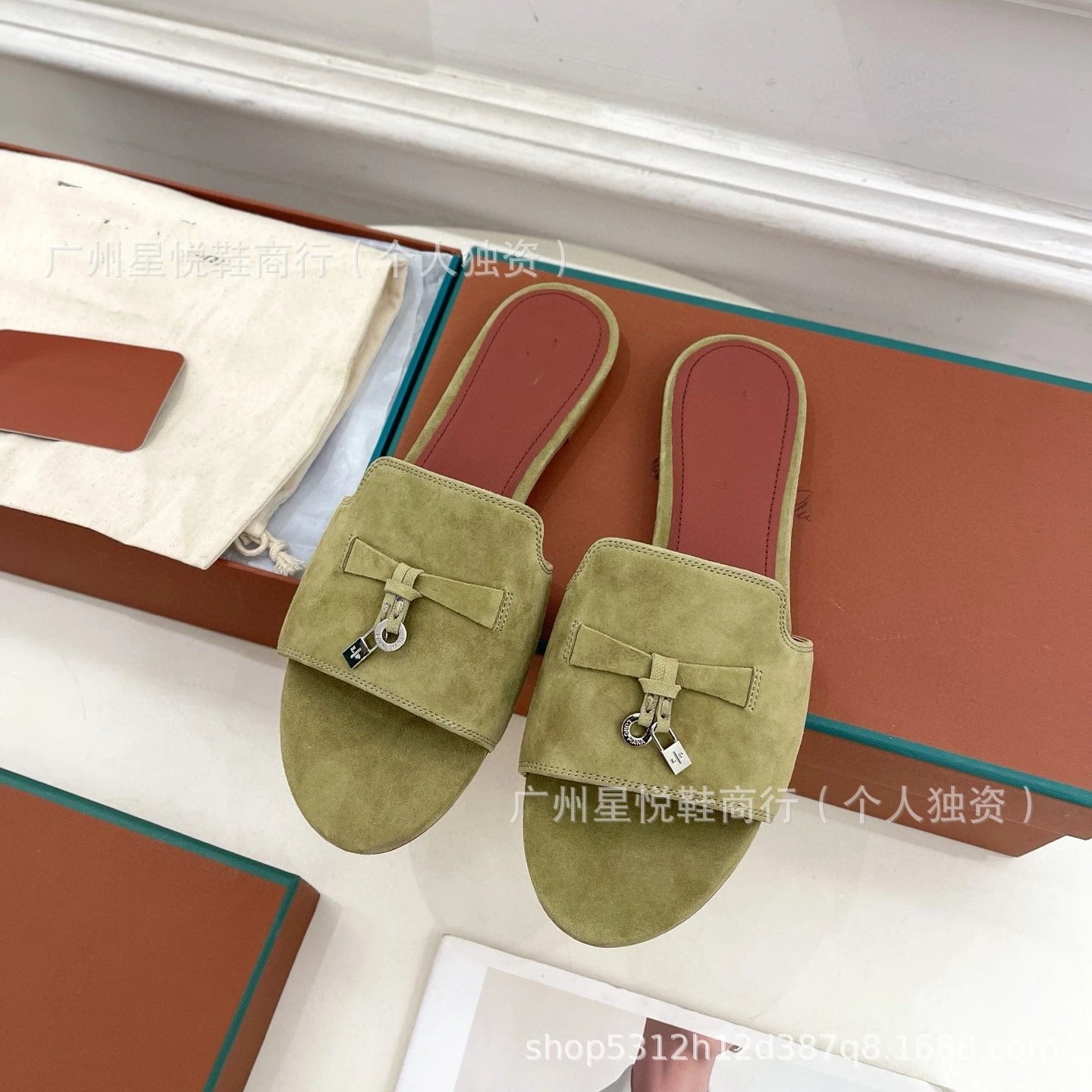 Hermès Oran Mule Yellow Suede Block Heel Sandals - 41