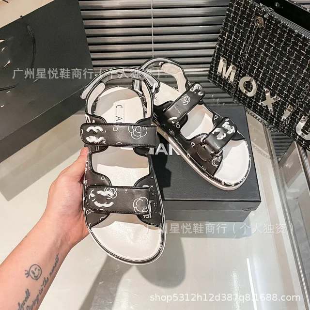 Chanel Sandals Printed Hook-and-Loop Strap product detail image 11
