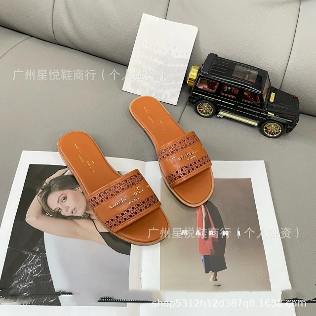 Dior Slippers Perforated Logo Strap Slide product detail image 11