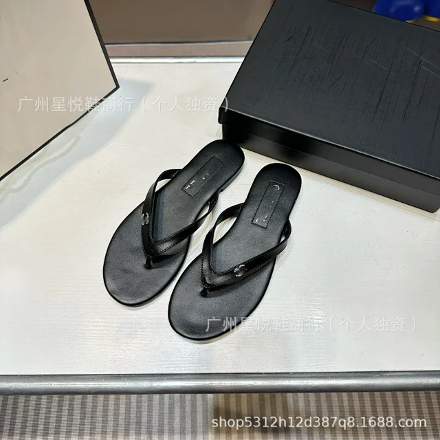 Unbranded Sandals Flat thong with logo-style metal buckle detail product detail image 27
