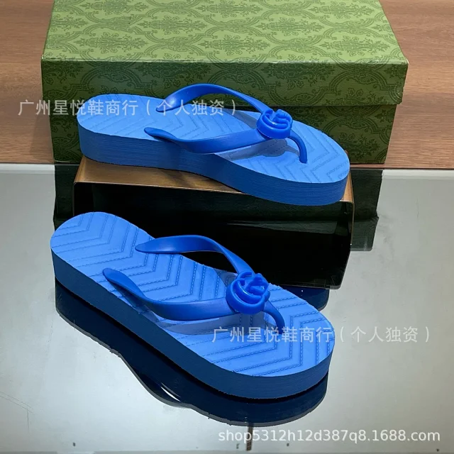 Unbranded Sandals Platform Flip-Flops with Flower Detail and Chevron Footbed product detail image 11