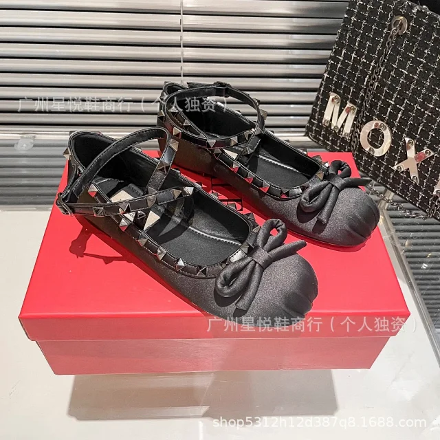 Valentino Casual Shoes Rockstud Bow Ankle-Strap Ballet Flats product detail image 5