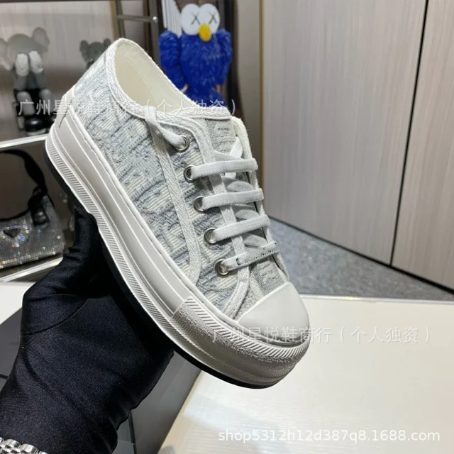 Dior Sneakers Low-Top Platform Oblique Jacquard product detail image 21