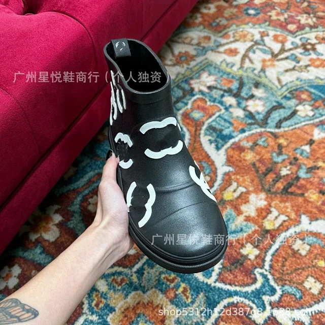 Unbranded Boots Printed ankle rain with platform sole product detail image 3
