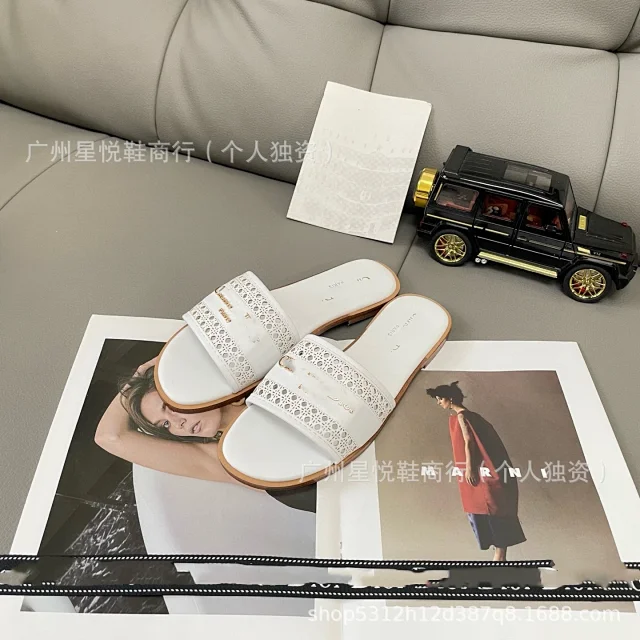 Dior Slippers Perforated Logo Strap Slide product detail image 2