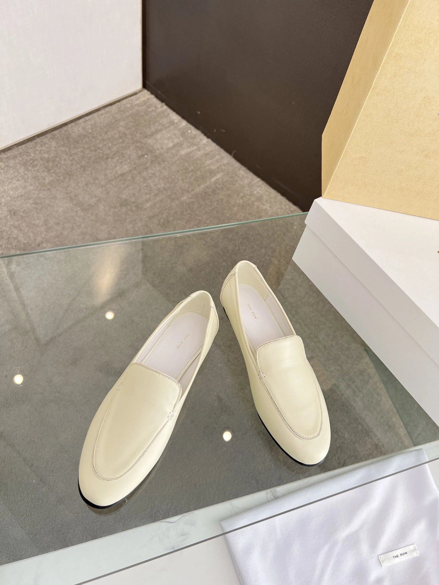 The Row Loafer Cream Leather Loafers - 22