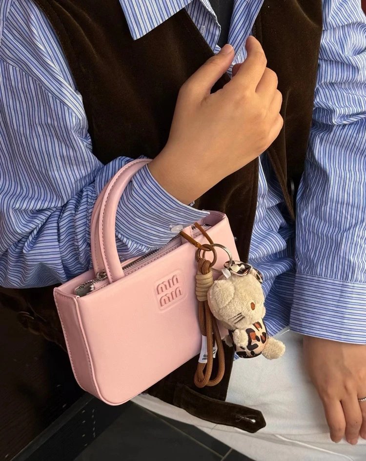 Miu Miu Mini Bag Pink Handbag - 9