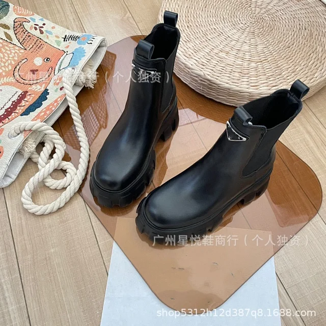 Unbranded Boots Chelsea Ankle with Triangle Hardware and Lug Sole product detail image 14