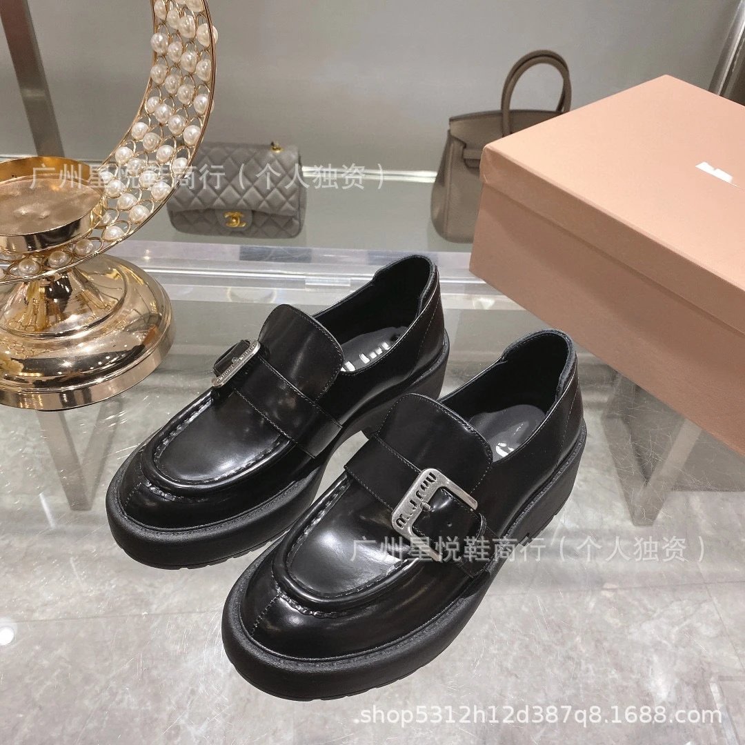 Black Patent Leather Mary Jane Platform Shoes - 18