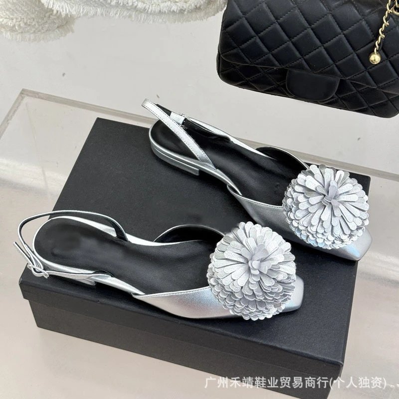 Design Floral-Embellished Black Slingback Flat Shoes - 8