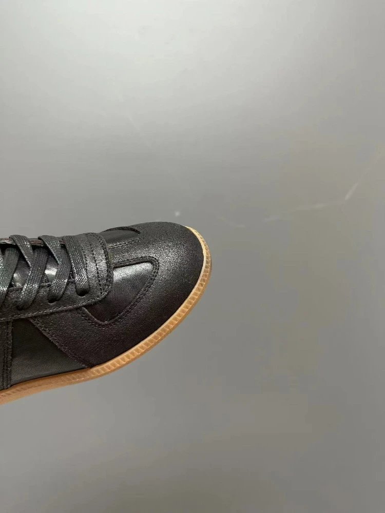 Maison Margiela Replica Sneakers Tan Suede Leather Sneakers - 35