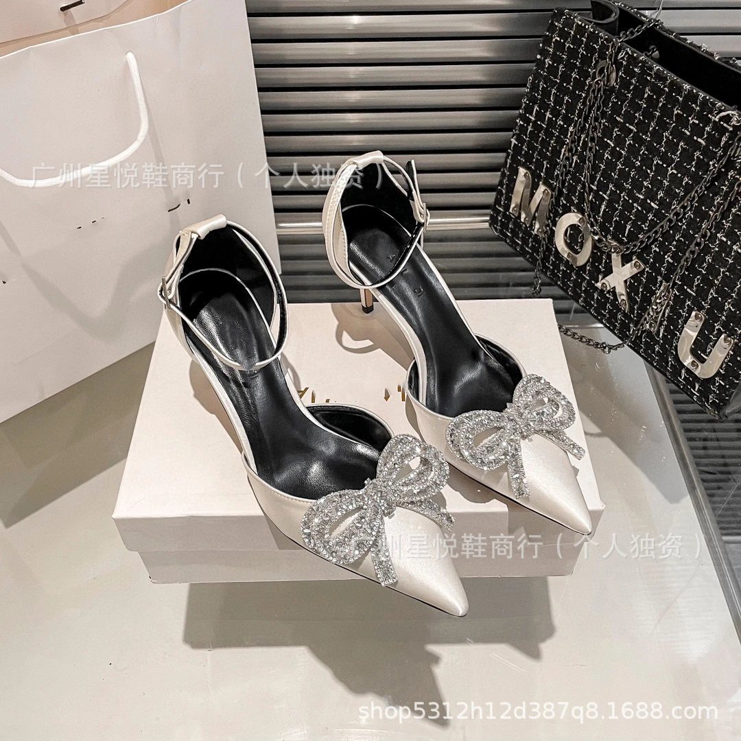 MOXIU Pearl Bow Embellished Pointed-Toe Stiletto Heels Black - 4