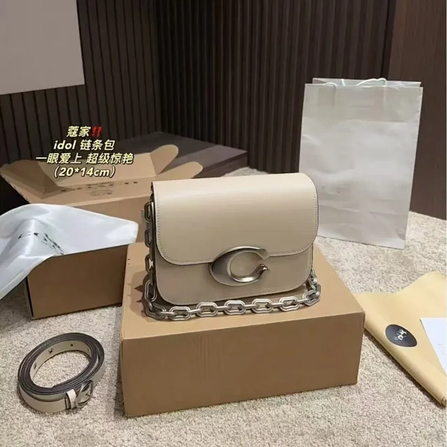 Coach Crossbody Bags Idol Chain Bag product detail image 7