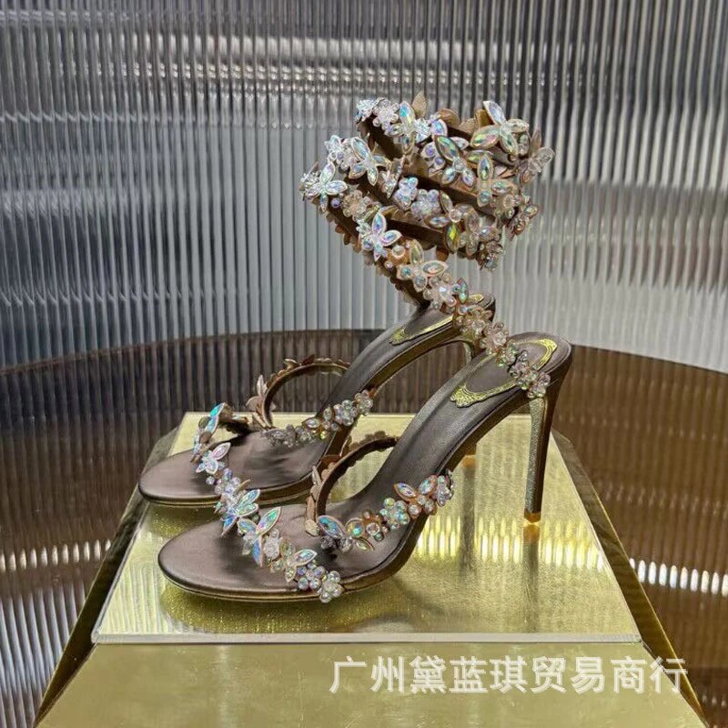 Handcrafted Floral Embellished Lilac Block Heel Sandals - 2