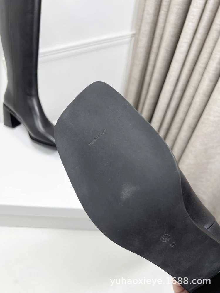 Black Square-Toe Knee-High Block Heel Boots - 18