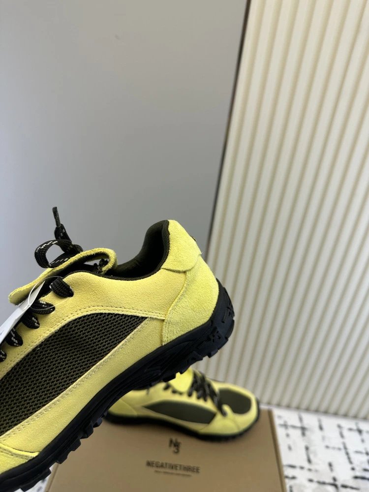 Off-White x Asics Gel-Lyte III Yellow Black Sneakers - 19