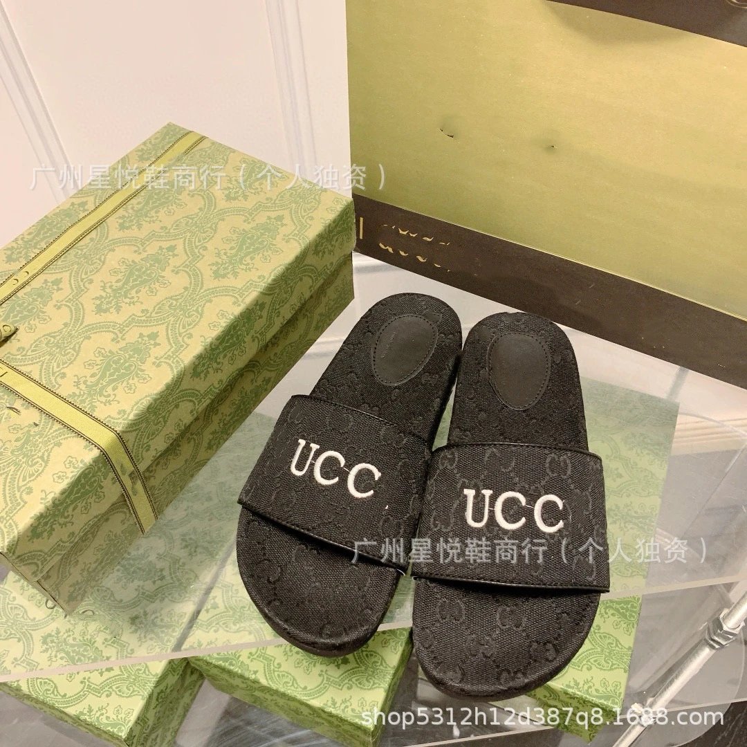Gucci Strawberry Print GG Marmont Slide Sandals Multicolor - 19