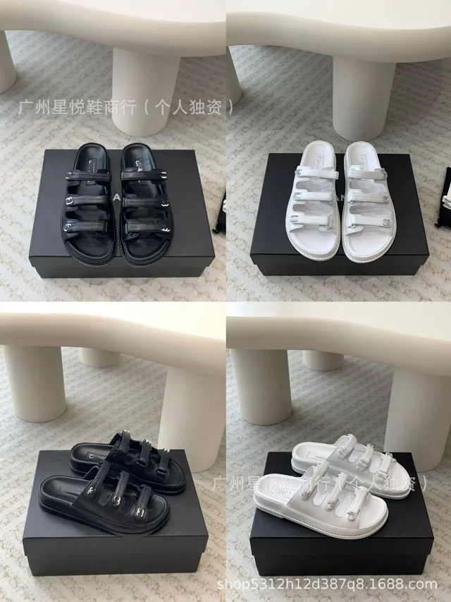 Chanel Sandals Three-strap rhinestone-logo product detail image 1