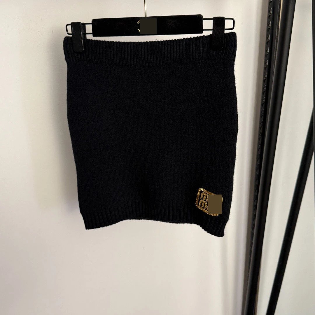 Fendi FF Logo Denim-Collar Knit Sweater and Skirt Set Black - 9