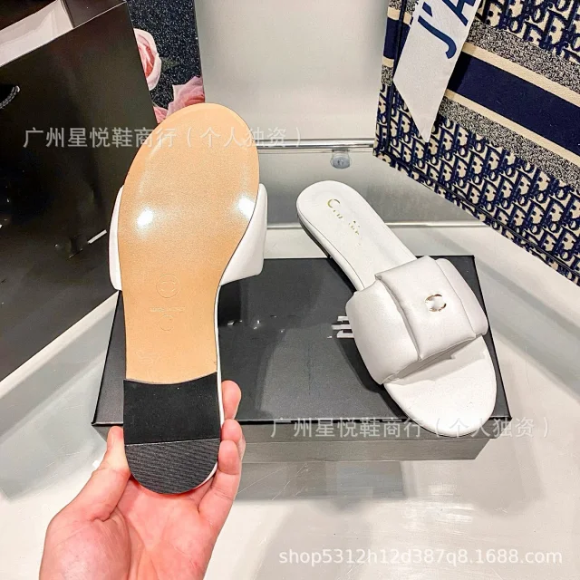 Chanel Slippers Double-Strap Slide product detail image 5
