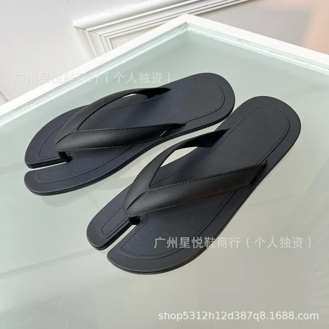 Unbranded Sandals Split-Toe Thong Flat product detail image 2