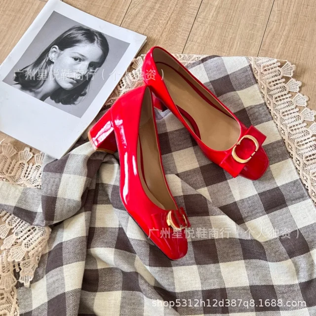 Unbranded High Heels Patent Mary Jane Pumps with Gold-Tone Buckle and Block Heel product detail image 13