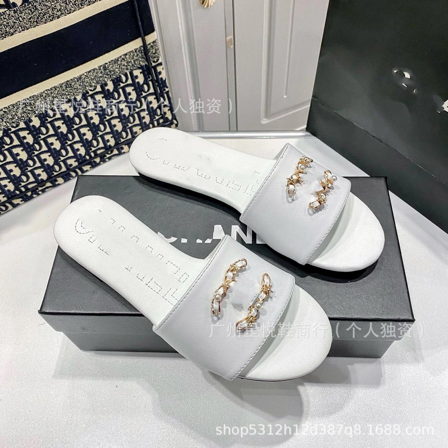 Chanel Slippers Tweed Strap Pearl Chain Slides — White leather surface