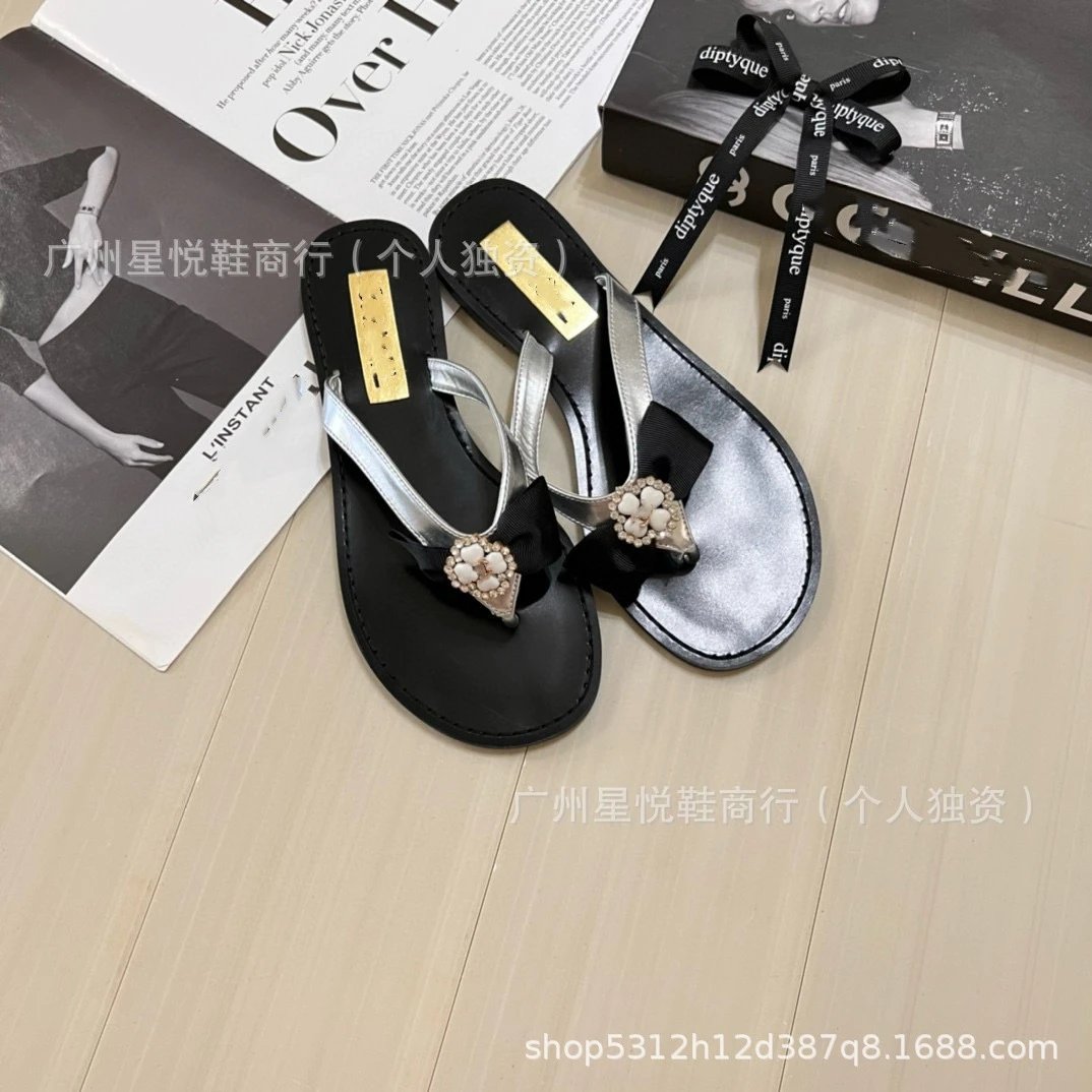 Dipryque Gold-Trimmed Black Flip-Flops Sandals - 4