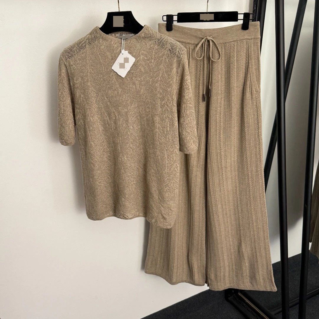 Design Knit Patterned Top and Ribbed Wide-Leg Pants Set in Brown - 7