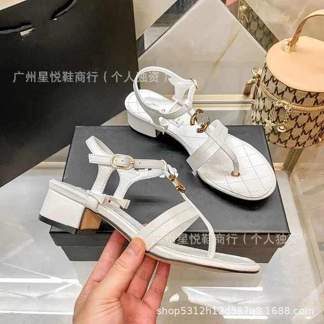 Unbranded Sandals Ankle-Strap Thong with Quilted Footbed and Metal Ornament product detail image 14