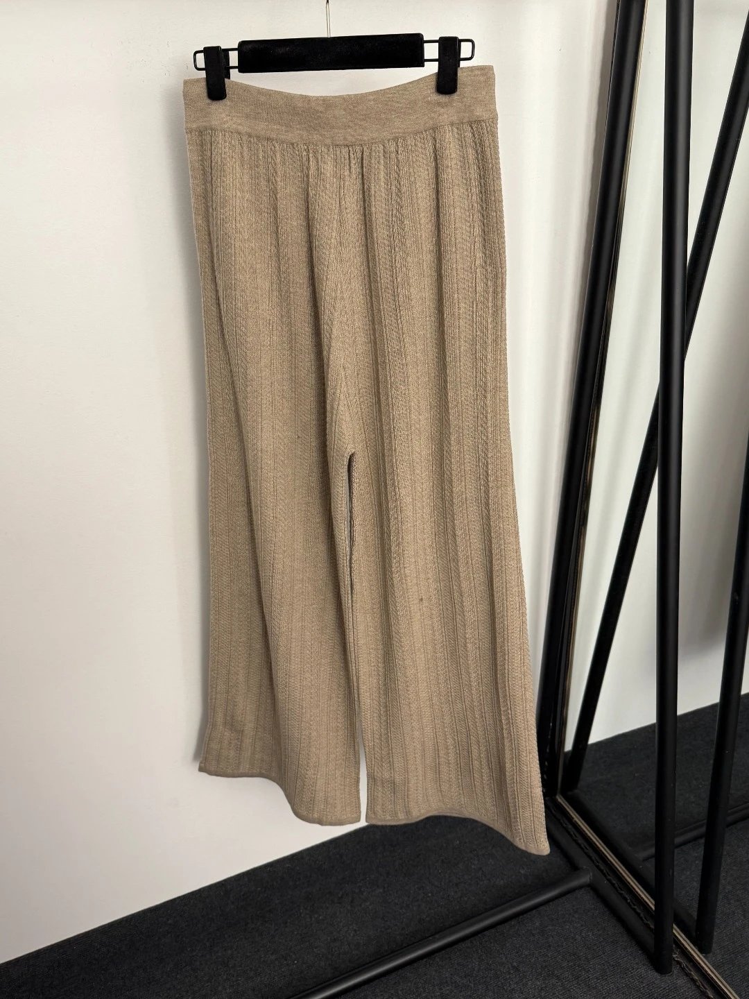 Design Knit Set Black Casual Two-Piece Set - 11