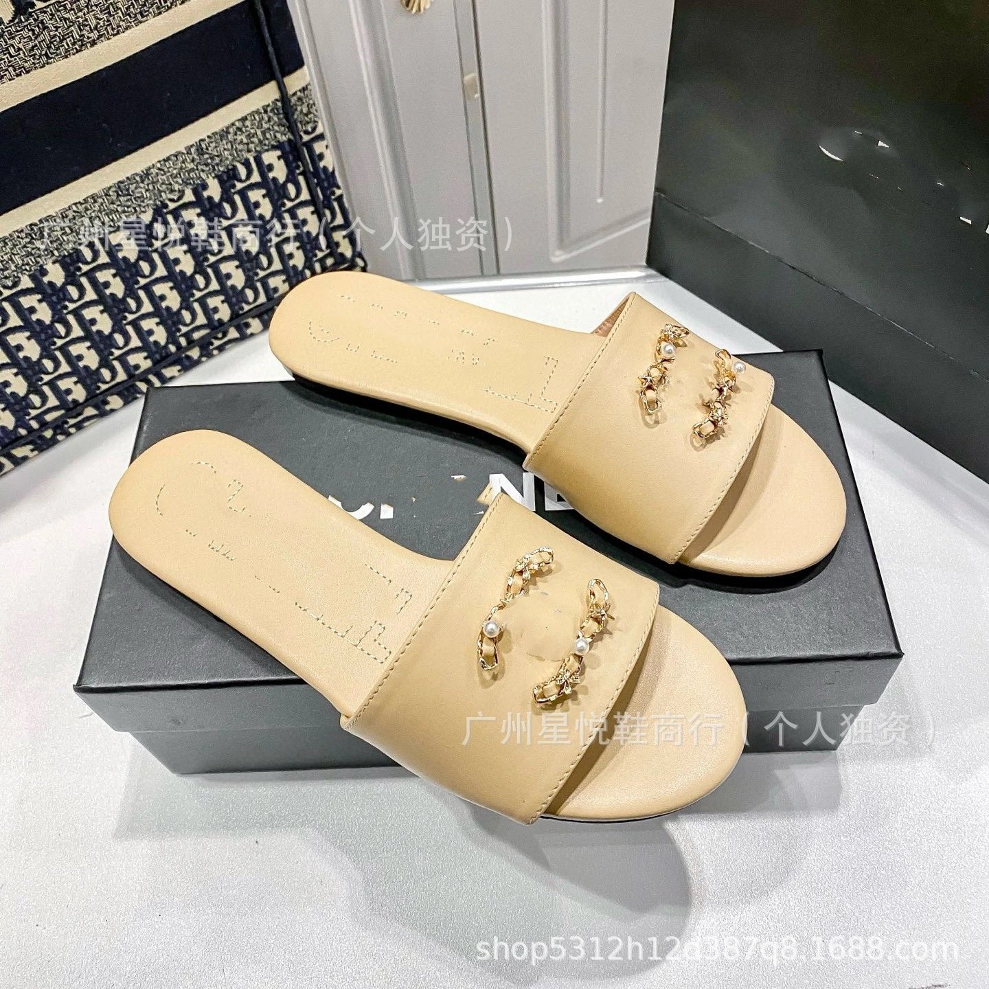 Chanel Slippers Tweed Strap Pearl Chain Slides — Apricot leather surface