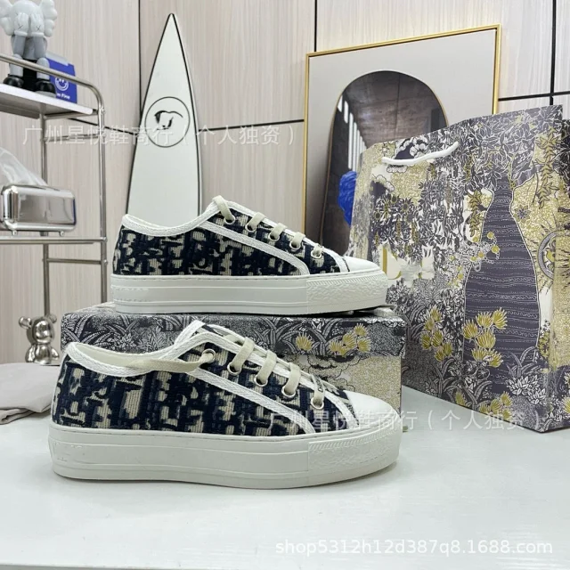 Dior Sneakers Low-Top Platform Oblique Jacquard product detail image 4